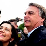 Plusieurs dizaines de partisans ont acclamé l'ex-président à son arrivée à l'aéroport de Porto Alegre.